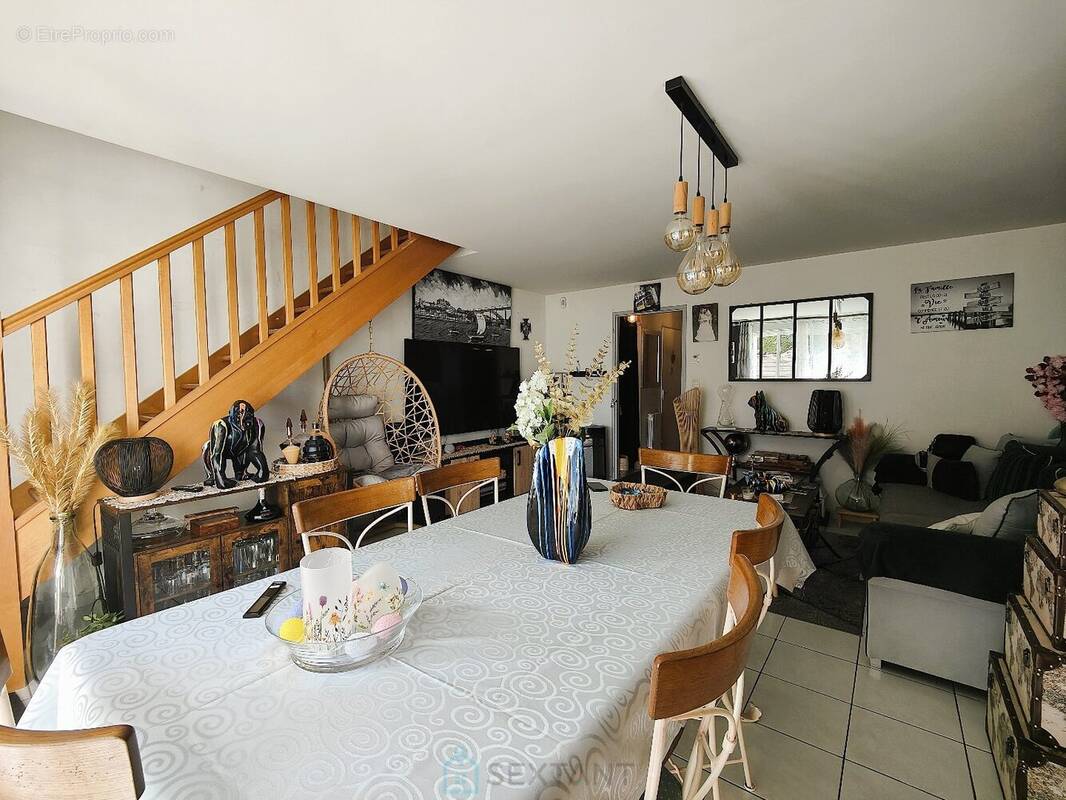 Maison à VERNOU-SUR-BRENNE