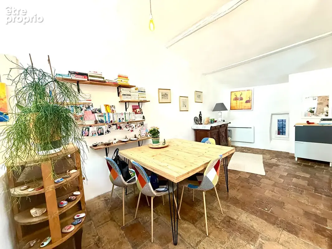 Tourbes Maison de village T6 avec garage et terrasse - photo 7