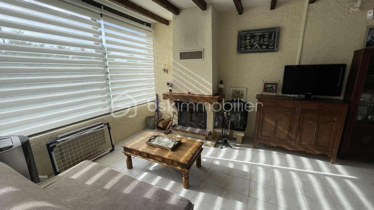 Maison de plain-pied rénovée de 135m2 avec piscine - photo 19