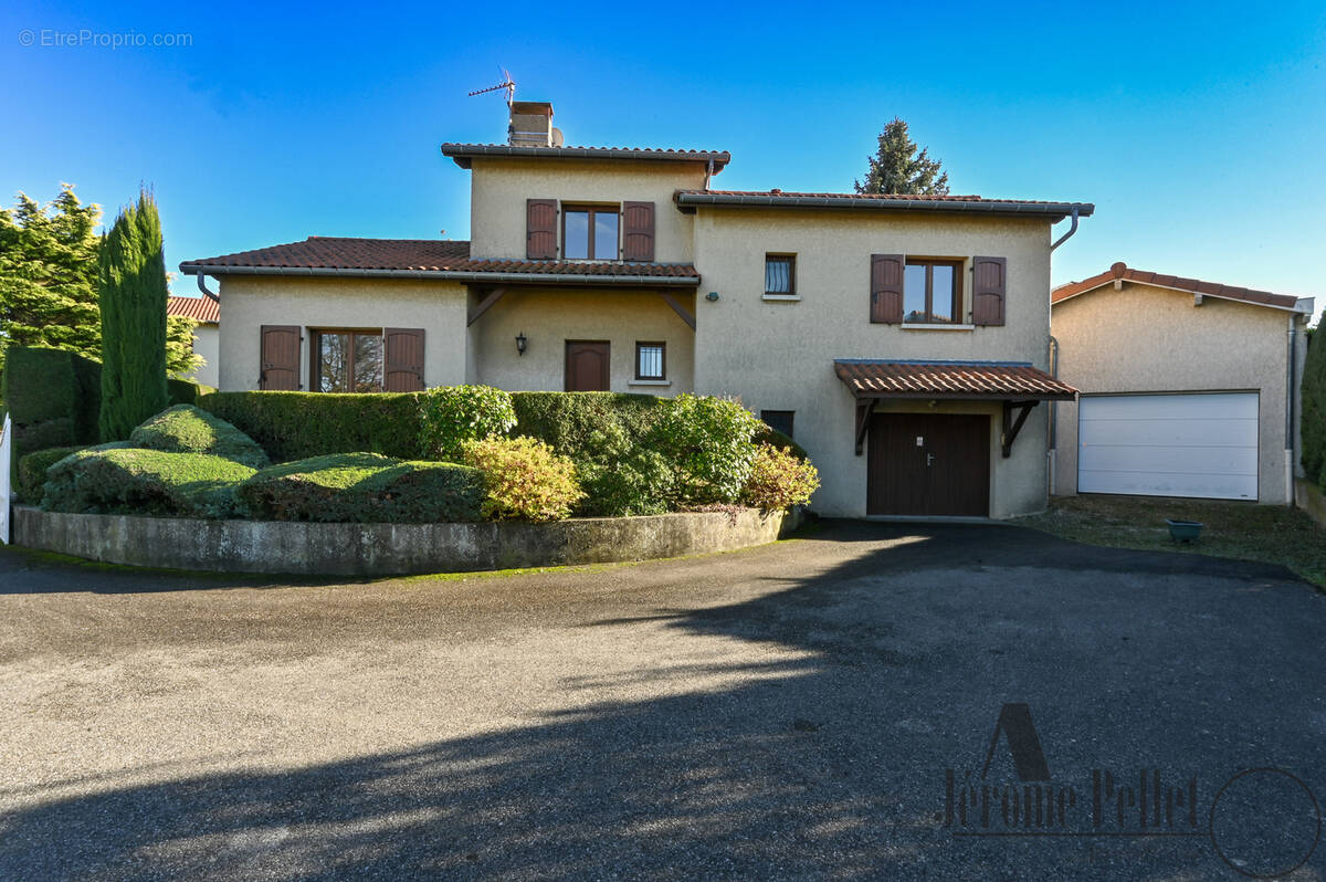 Maison à SEYSSUEL