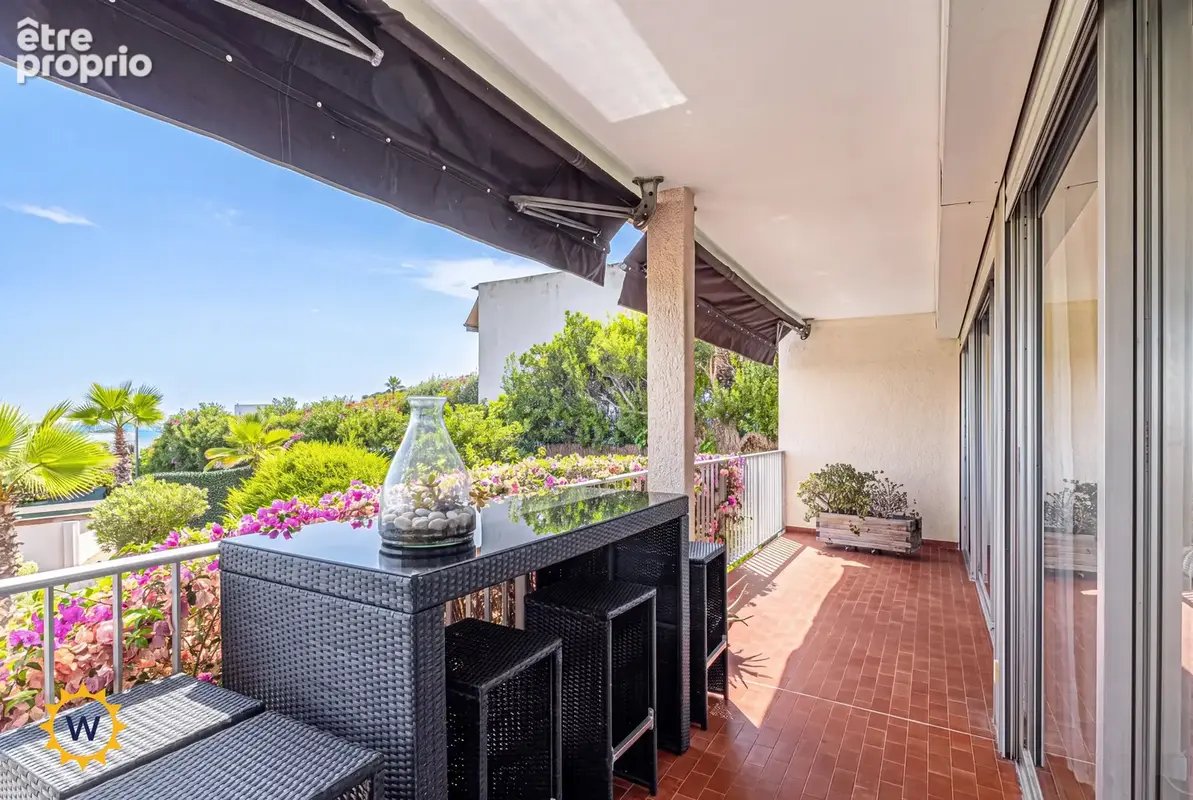 Domaine Hameau de Puissanton – Maison 148m² avec vue mer panoramique, jardin, piscine et tennis - photo 8