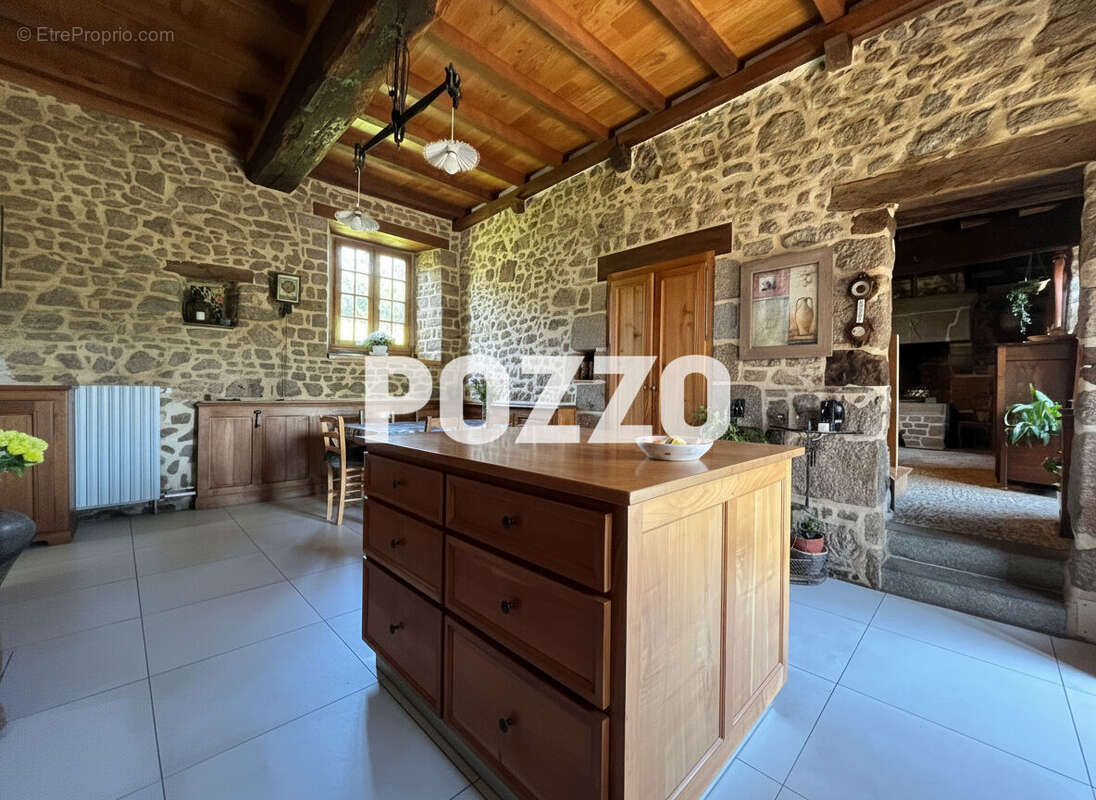 Maison à BUAIS