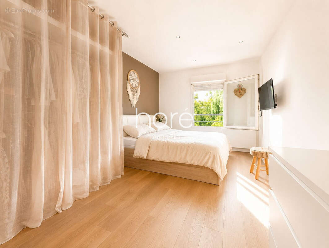 Appartement 74 m² à Osny  - photo 5