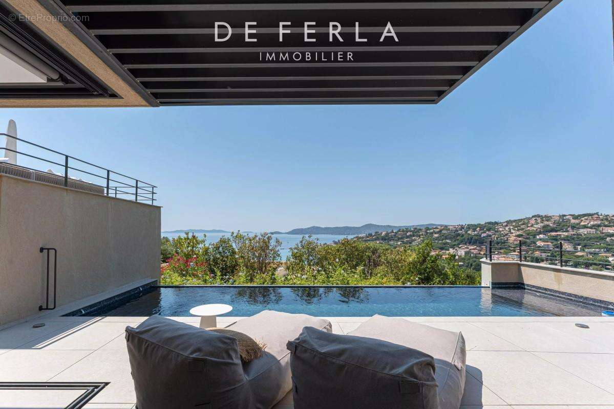 Appartement à LE LAVANDOU