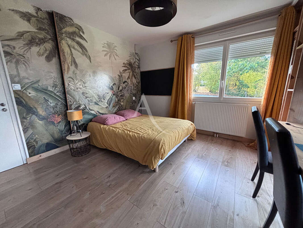 Maison à CHATEAU-GONTIER