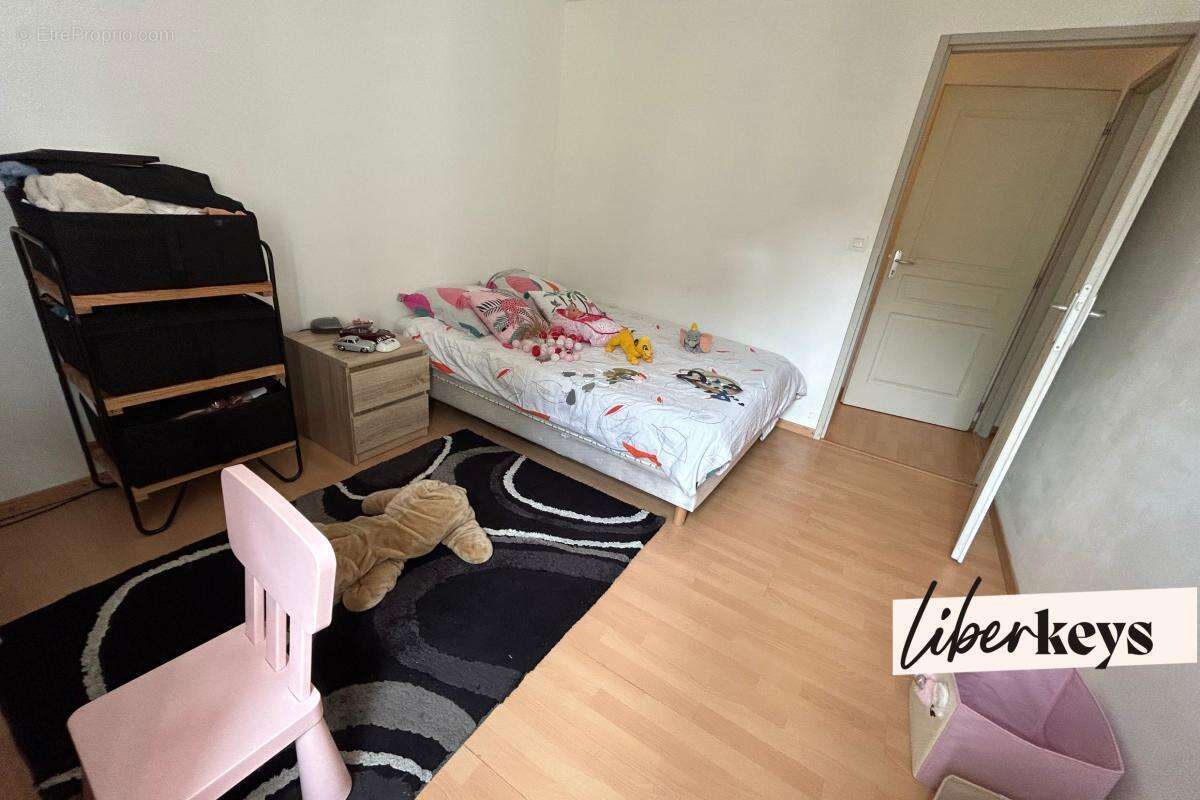 Idéal investissement locatif – Maison de village composée de deux logements loués - photo 9