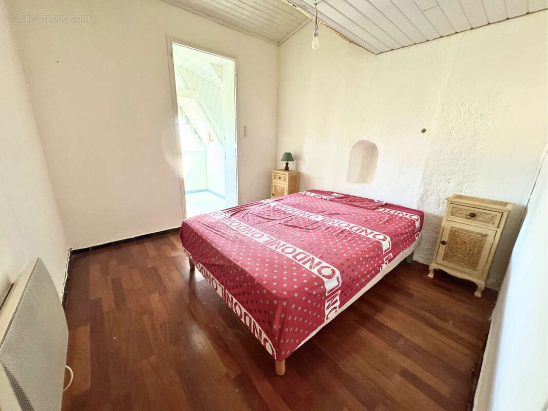 Maison à SIX-FOURS-LES-PLAGES