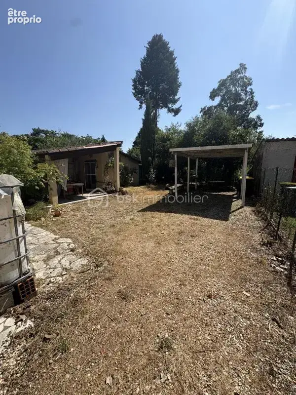 Maison mitoyenne 70 m² avec jardin arboré de 706 m² - photo 9