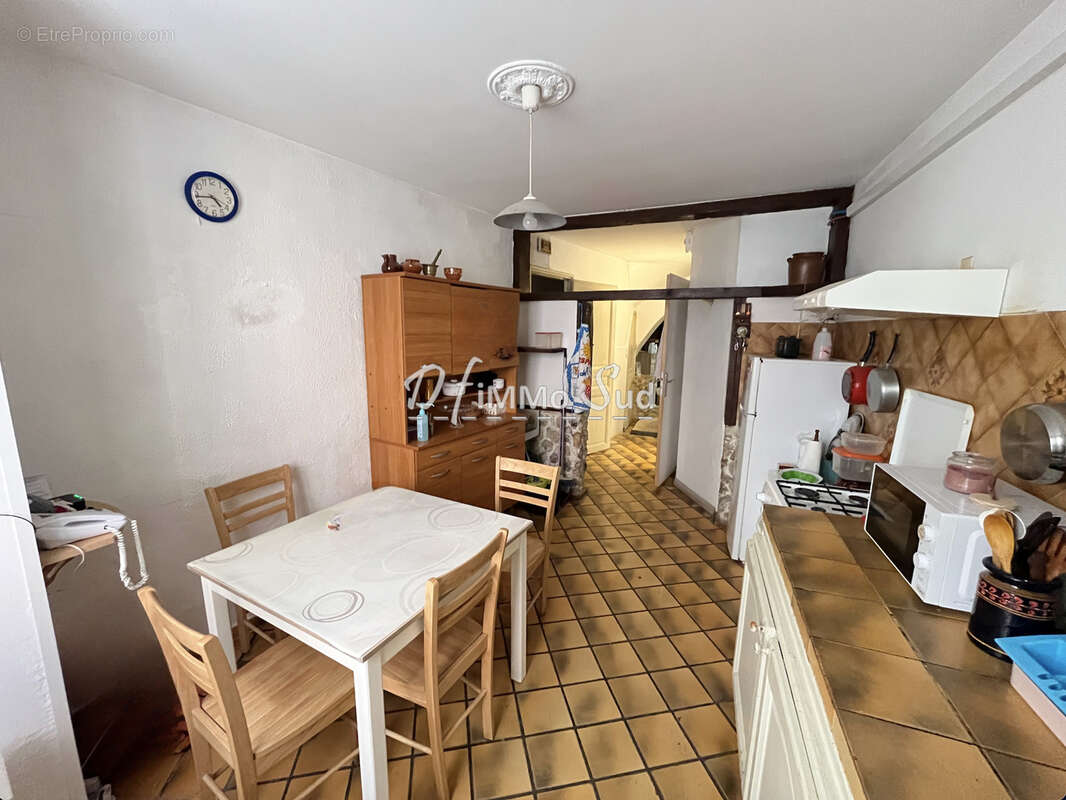 Maison de ville de 110 m2 avec terrasse tropezienne - photo 6