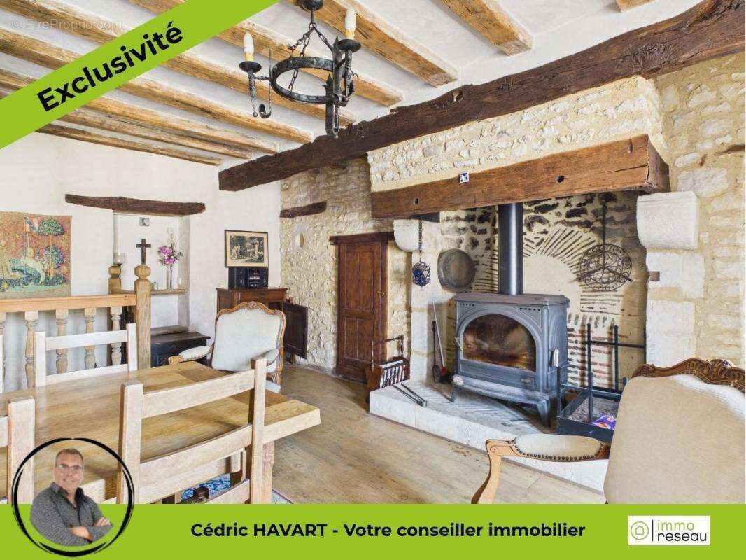 Maison 240 m² à Rivarennes  - photo 14