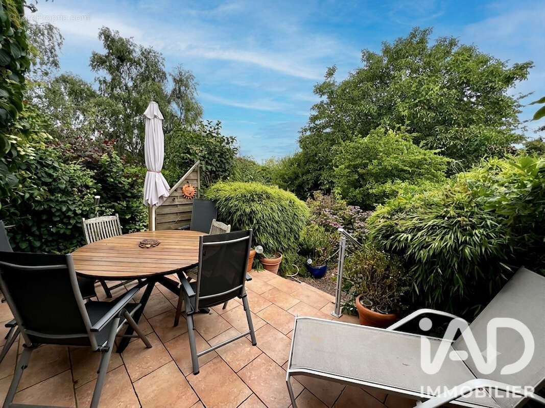 Maison 127 m² à Quemper-Guezennec  - photo 3