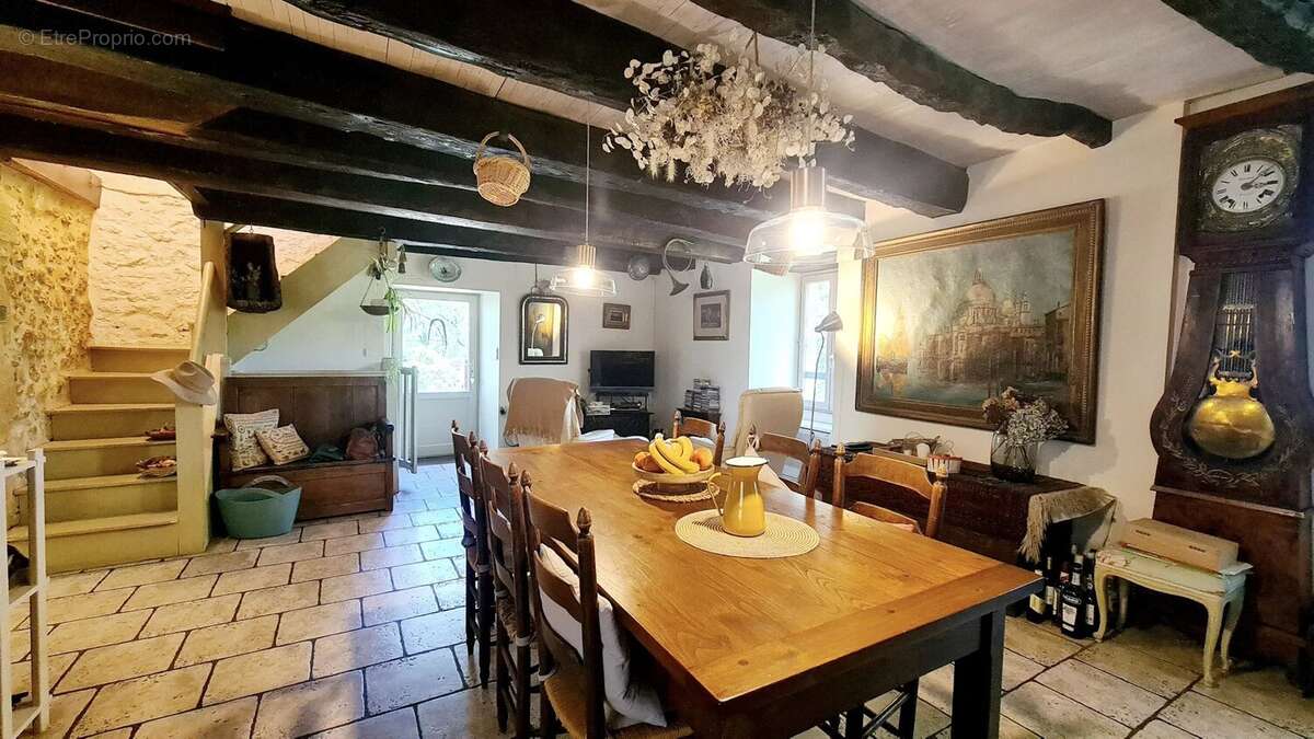 Charmante maison en pierre de 3 chambres à Daglan, Dordogne. - photo 3