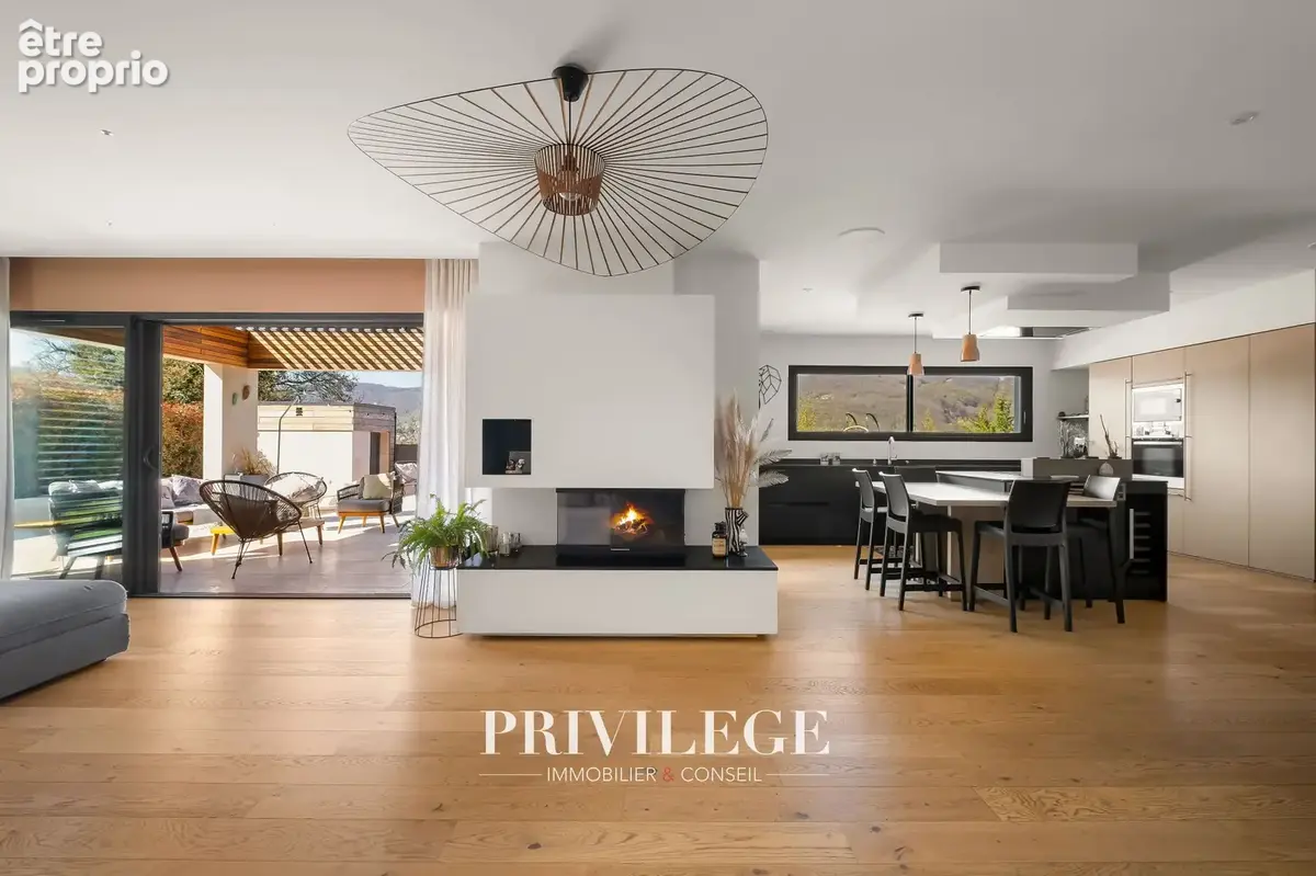 Maison d'architecte de 242 m2 avec vue et piscine - photo 5
