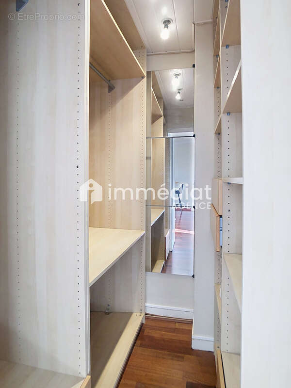 Appartement à RUEIL-MALMAISON
