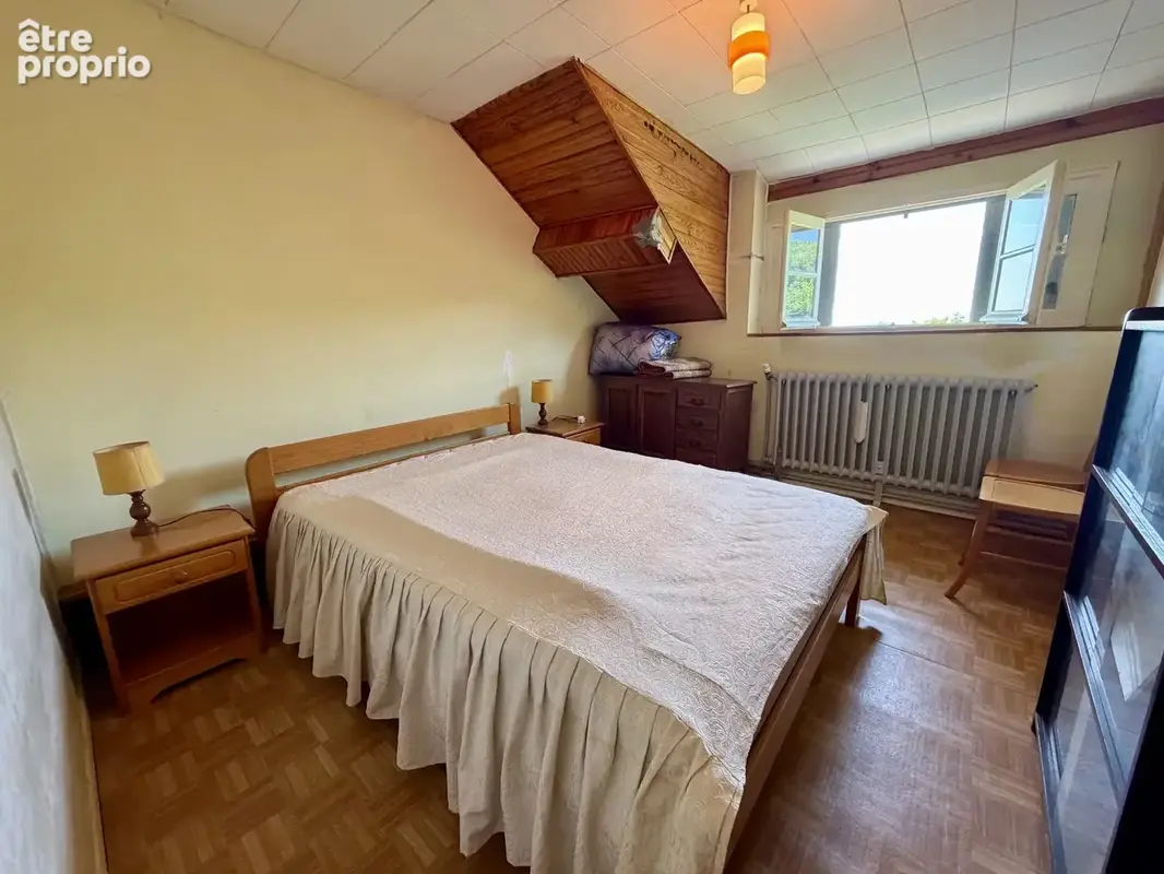 Situation unique! Au bout d'un petit chemin, maison avec granges proche de Saint-Léger-de-Fougeret - photo 14