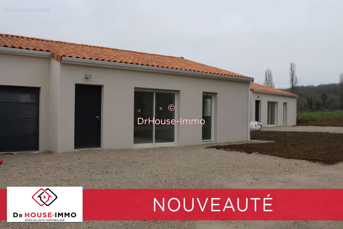 Maison à CHAMPNIERS