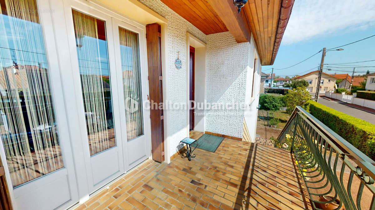 Maison MABLY 6 pièce(s) - photo 2