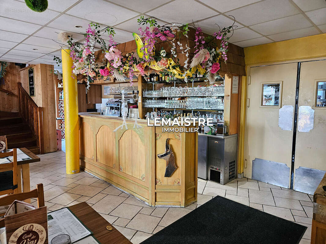 Commerce à SAINT-ETIENNE-DU-ROUVRAY