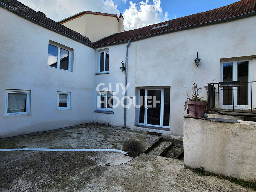 Maison à PORCHEVILLE