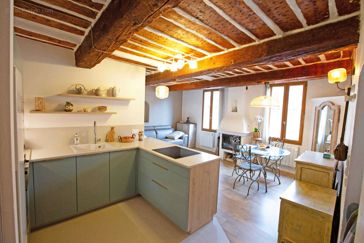 Appartement à VENCE