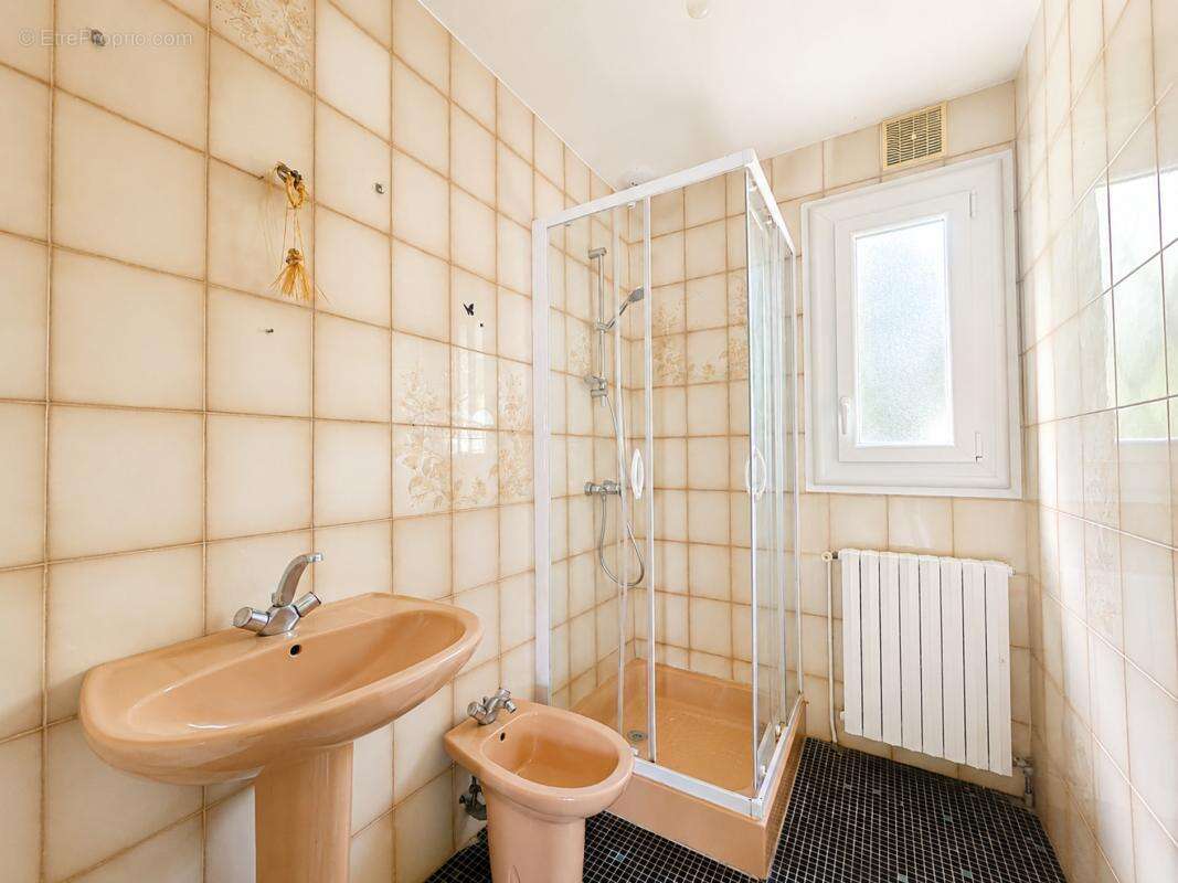 Maison 140 m² à Clermont-Dessous  - photo 12
