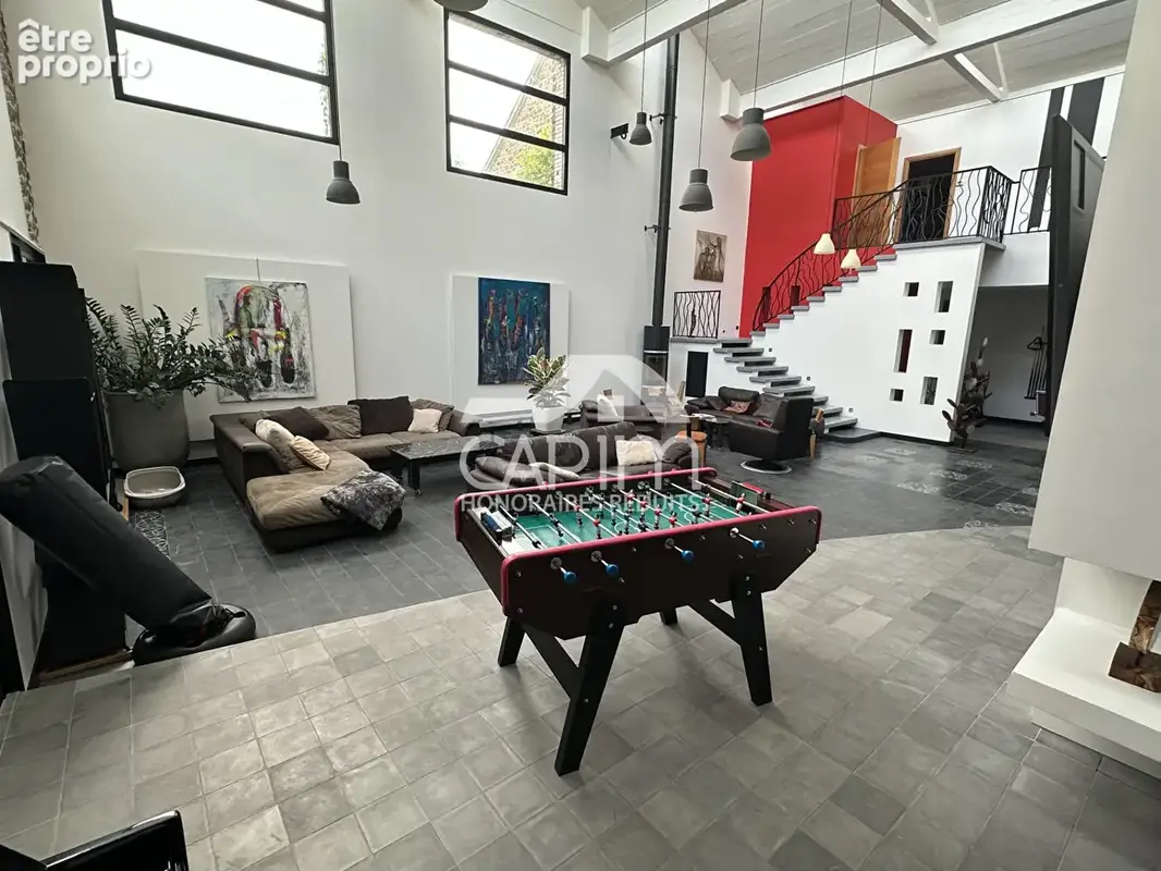 Loft - Fougères - 9 pièces - 550 m2 habitables - Piscine- Salle de Cinéma - photo 8
