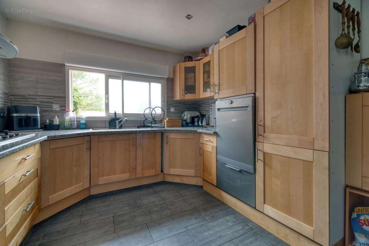 Maison de 6 pièces de 220 m² à Cugnaux - photo 7