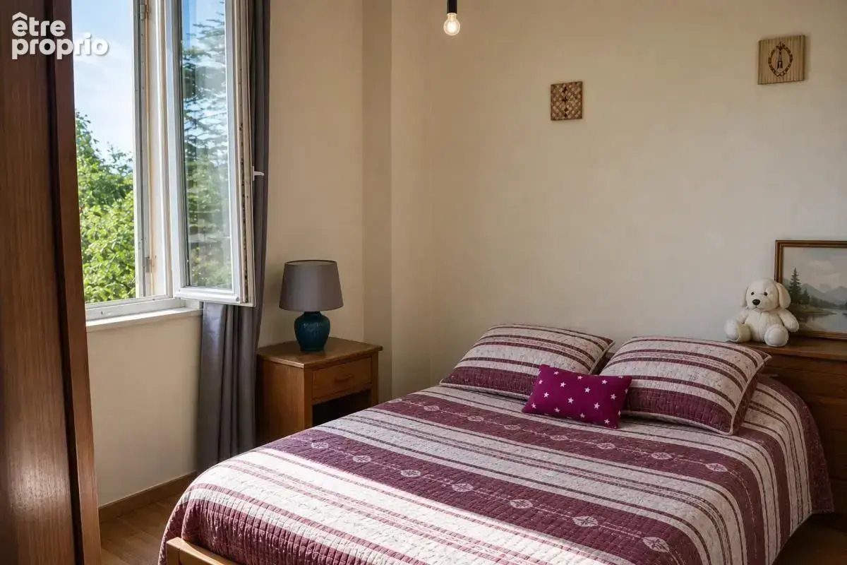 Maison de 5 pièces de 79 m² à Les Peintures - photo 8