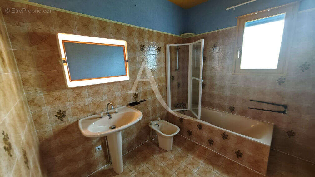 Maison à SAINT-MARTIN-D'HEUILLE