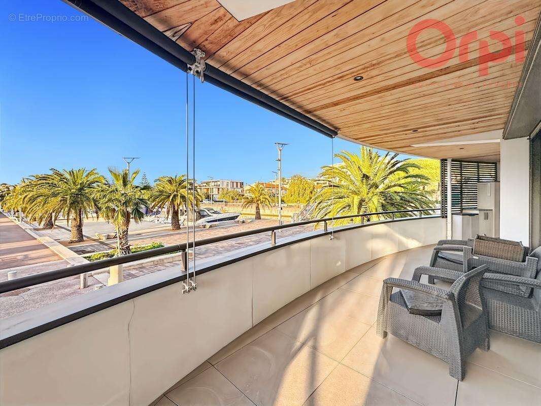 Appartement à FREJUS
