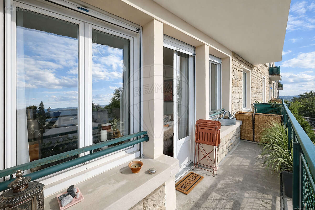 Appartement à VERNEUIL-EN-HALATTE