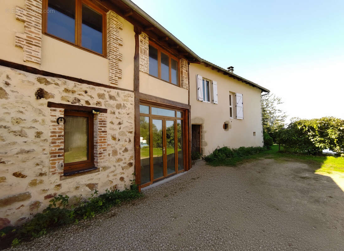 Maison 254 m² à Le Vigen  - photo 35