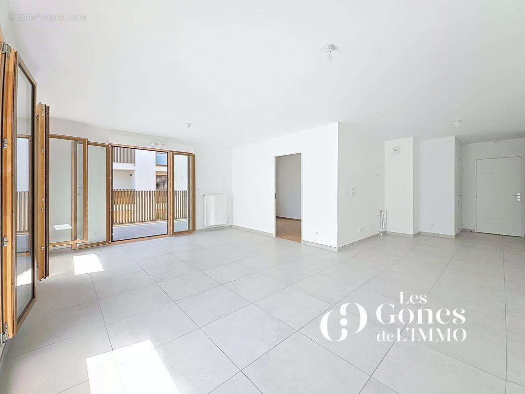 Appartement à LYON-9E