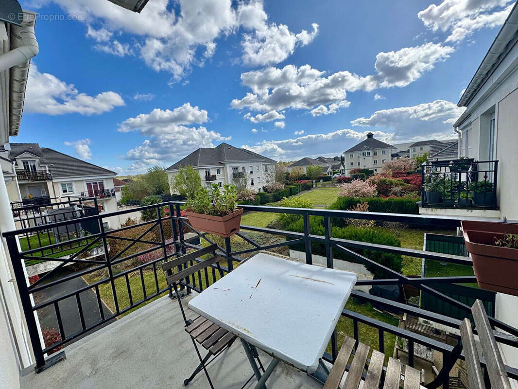 Appartement à MAGNY-LE-HONGRE