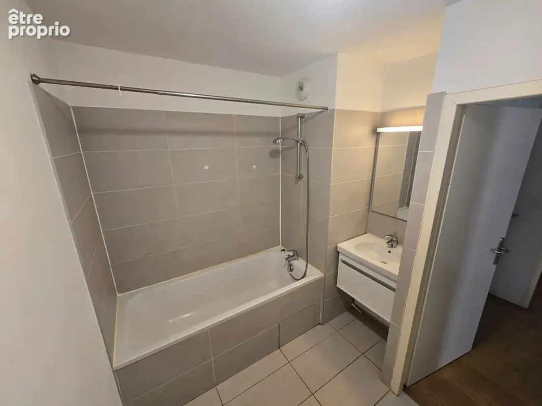 Appartement Plaisance Du Touch CENTRE 3 pièces 67.3 m2 - photo 2