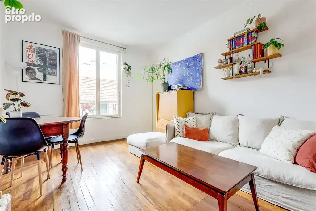 Appartement à PARIS-11E
