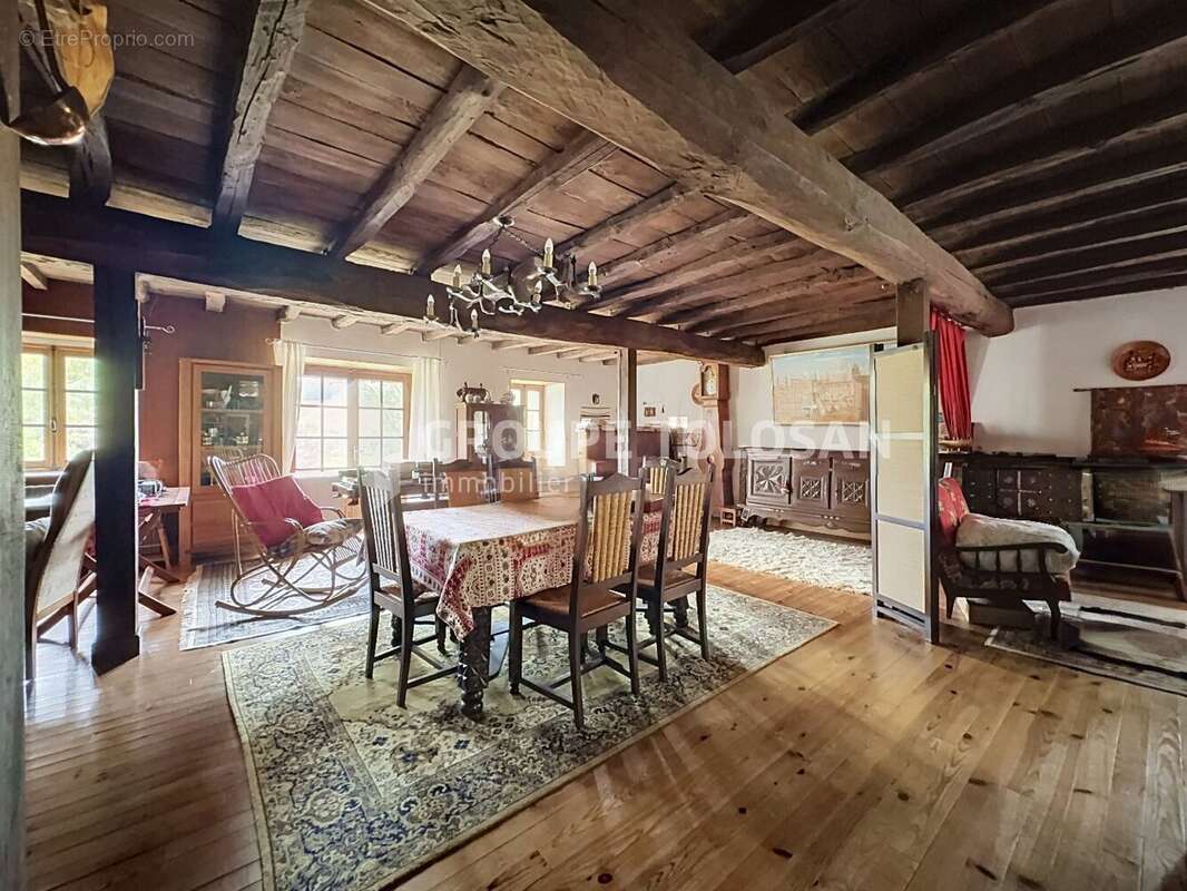 Maison 208 m² à Caraman  - photo 5