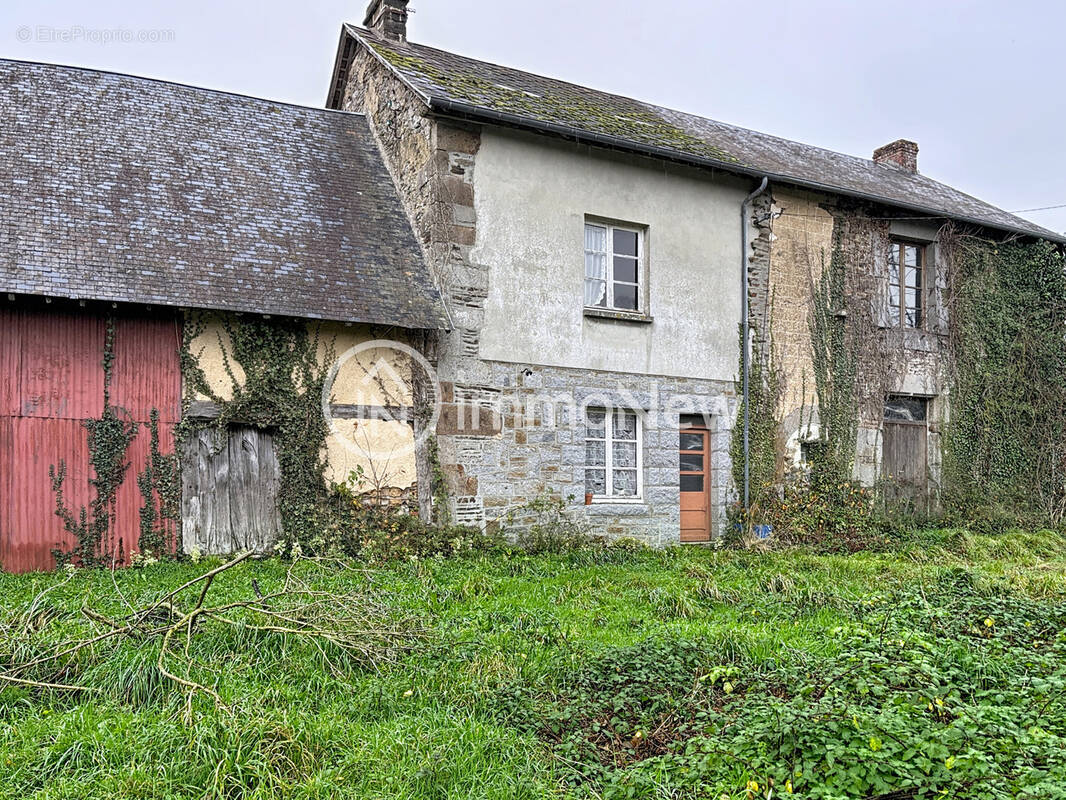 Maison à ISIGNY-LE-BUAT