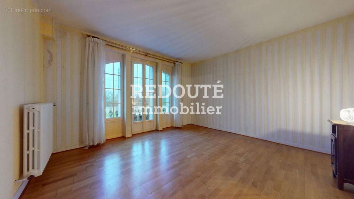 Maison à SAINT-MARTIN-L'HEUREUX