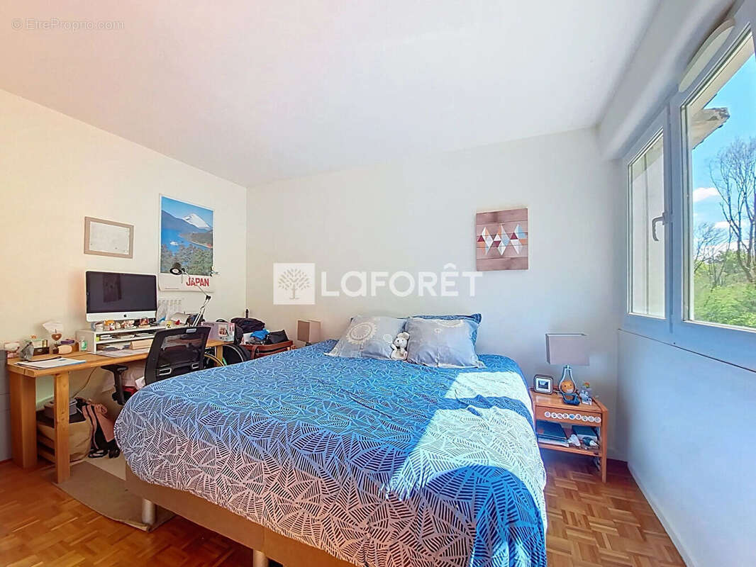 Appartement à VERNEUIL-SUR-SEINE