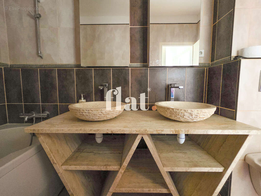 Appartement à SAINT-SEBASTIEN-SUR-LOIRE