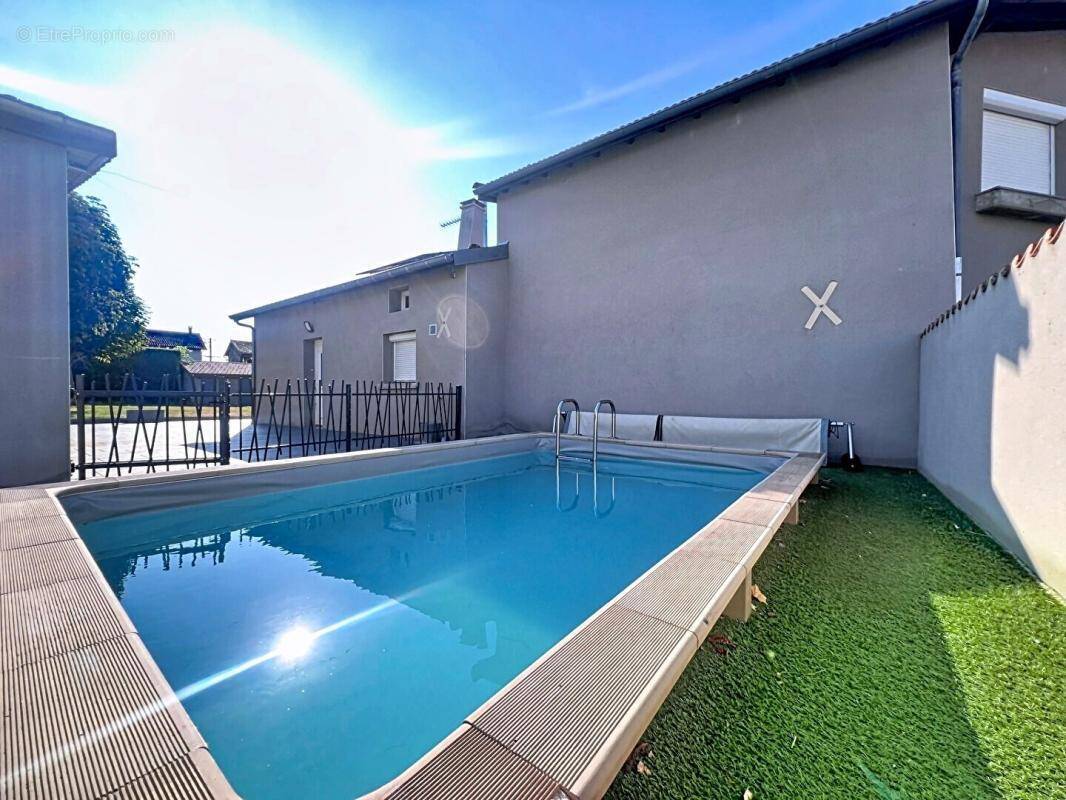 Maison à SAINT-LAURE