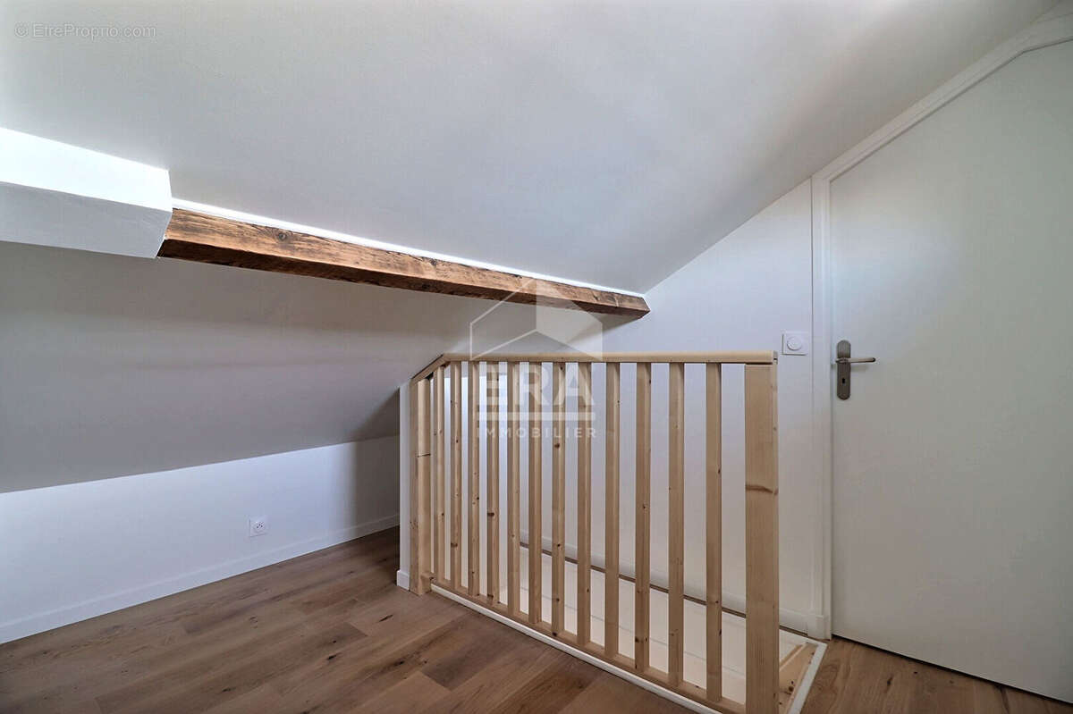 Appartement à BOIS-COLOMBES