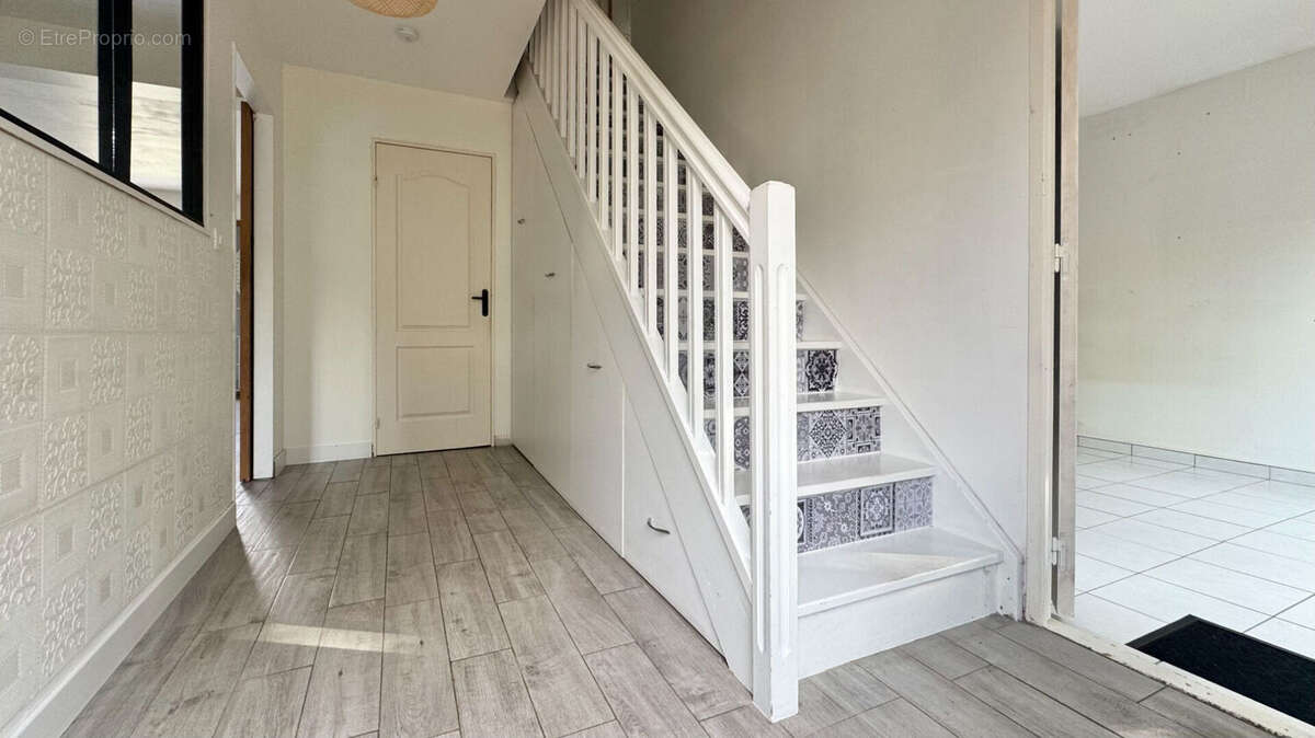 Maison à CORBEIL-ESSONNES