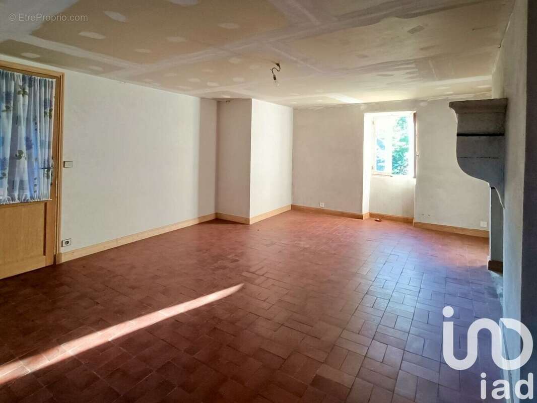 Photo 5 - Maison à TARNAC