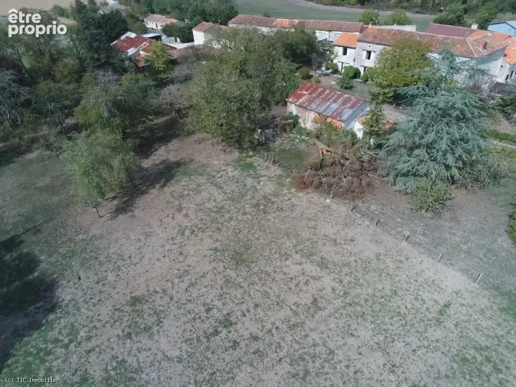 Très Beau Logis avec 6 chambres et Grand Terrain près de Ruffec - photo 56