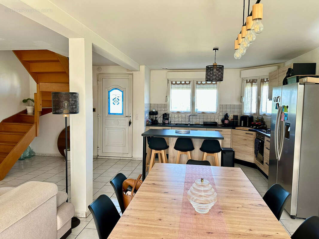 Maison à VELLEMINFROY