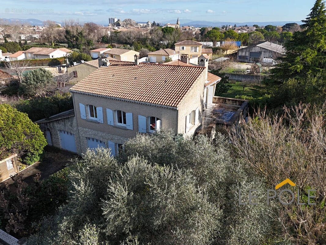 Maison à PIERRELATTE