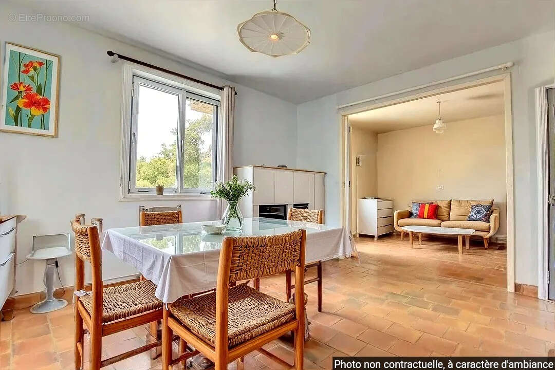 Maison à ROUFFIGNAC-SAINT-CERNIN-DE-REILHAC