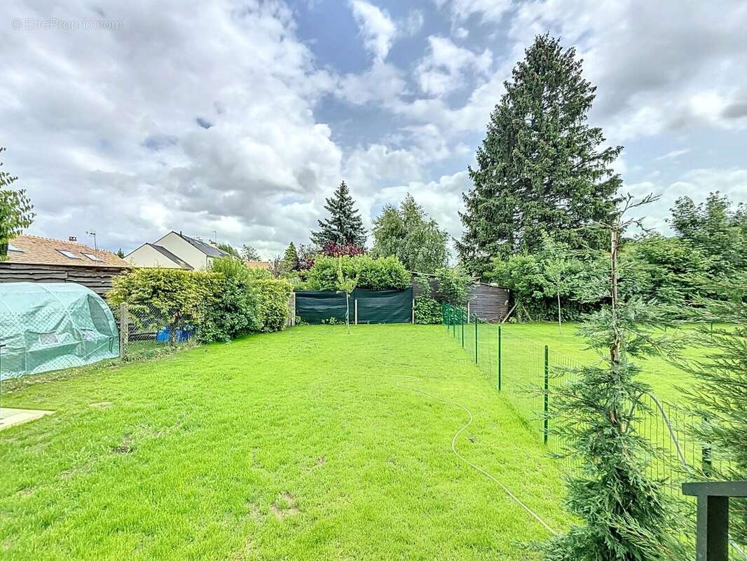 Maison à SAINT-REMY-LES-CHEVREUSE